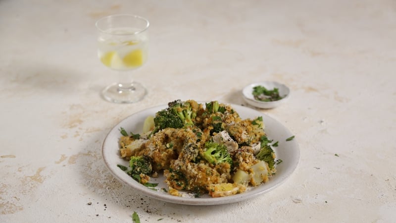 Each serving contains approximately 500 kcal.