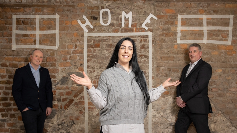 Kelly Byrne, LEAP ambassador with Dave Kirwan, Bord Gáis Energy and Pat Dennigan, Focus Ireland