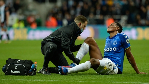 Yerry Mina could be sidelined until May