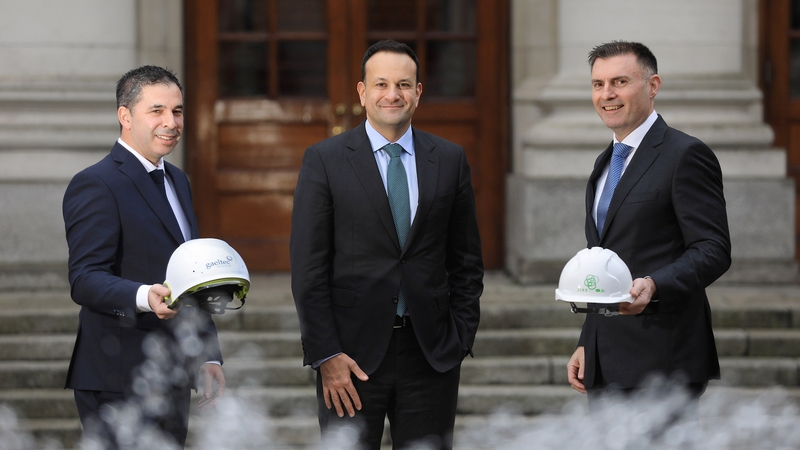 Gaeltec Managing Director, Joao Felizardo, Tánaiste Leo Varadkar TD, and SIRO CEO, John Keaney