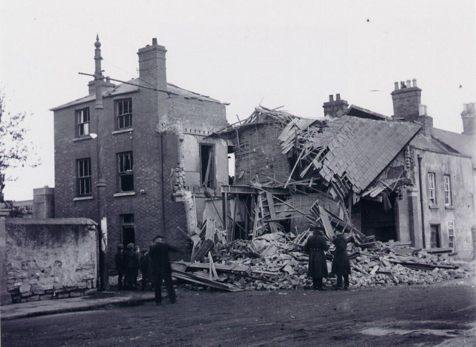 Civic Guard stations were repeatedly attacked. The IRA 'captured' Rathfarnham station Dublin in June 1922 – and returned to finish the job in January 1923. Image: Kilmainham Gaol Museum/OPW; Father Brown SJ Collection/Irish Picture Library