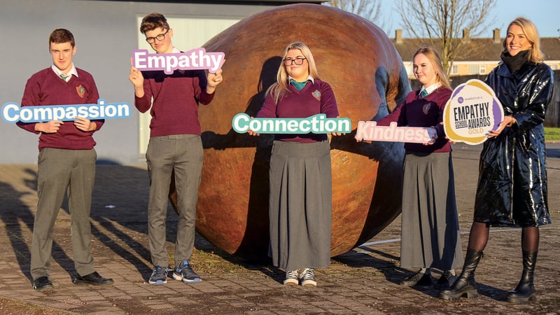 Louise Cantillon and students from Thomond College
