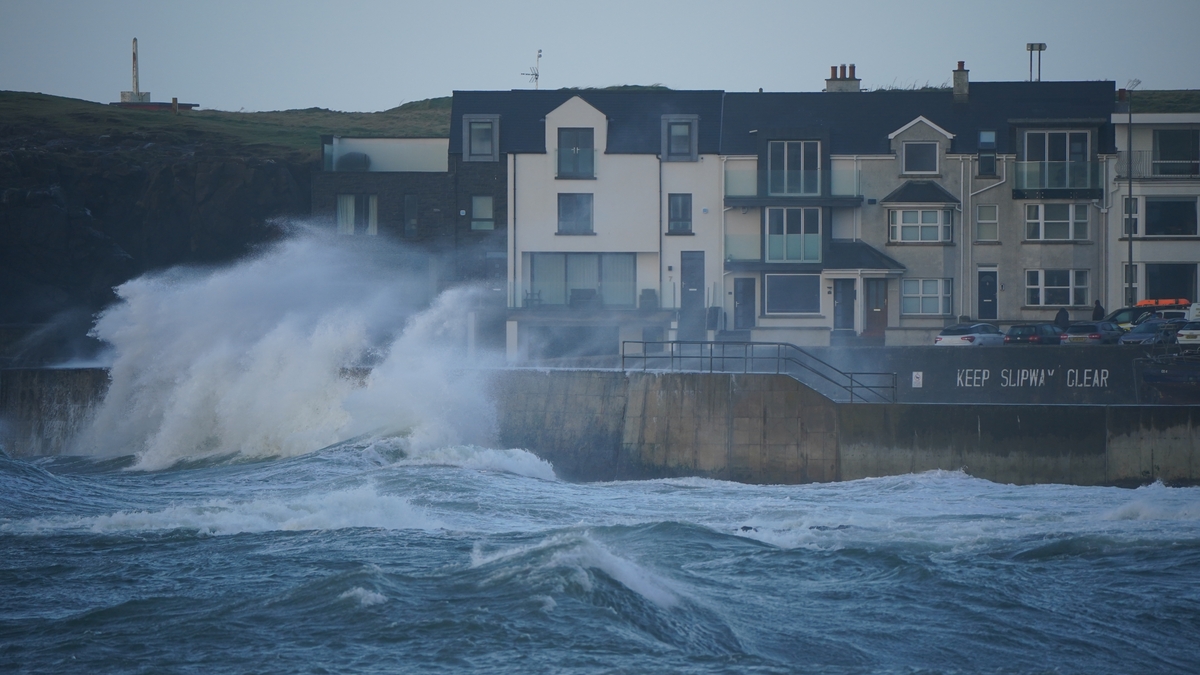 Warnings as Storm Dudley and Eunice approach
