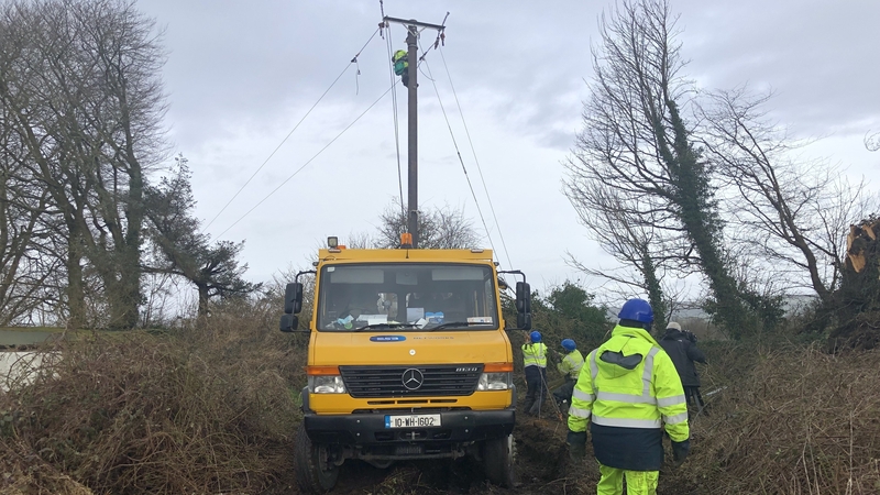 Up to 1,000 homes in isolated areas could be without power until tomorrow