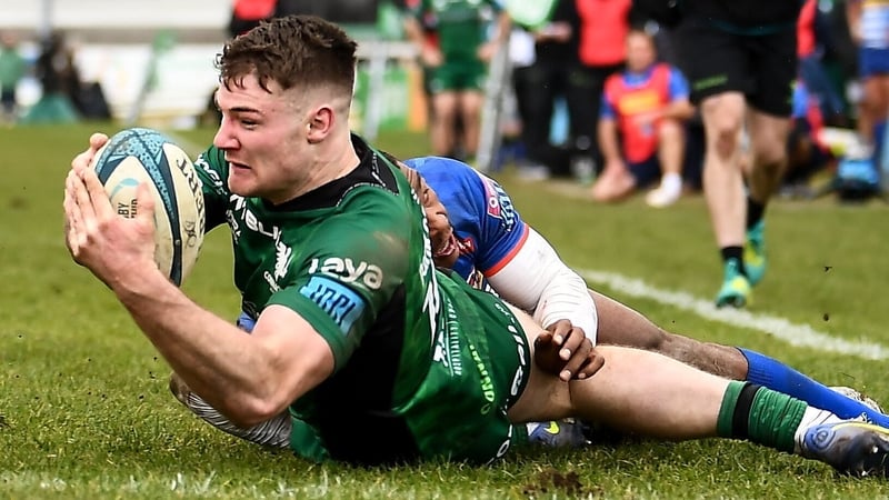 Peter Sullivan scores Connacht's third try