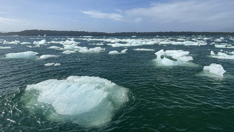 Foláireamh faoi ghuaiseacha aeráide nach féidir a sheachaint