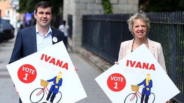 Duncan Smith pictured with Labour colleague Ivana Bacik during her by-election campaign last summer (File photo: RollingNews.ie)