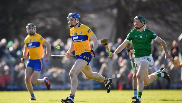 William O'Donoghue of Limerick in pursuit of David Fitzgerald