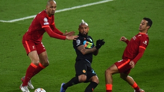 Arturo Vidal is crowded out by Fabinho and Thiago Alcantara.