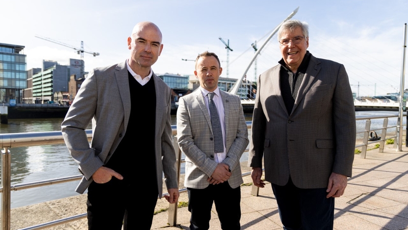 Co-founder of Getvisibility, Ronan Murphy, company
CEO and co-founder Mark Brosnan and company chairman Herb Hribar