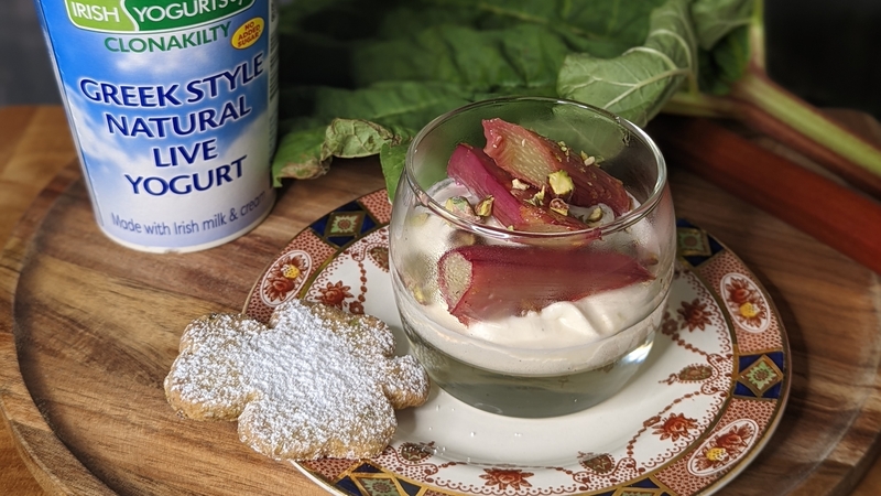 Eunice's yogurt cream with roast rhubarb : Today