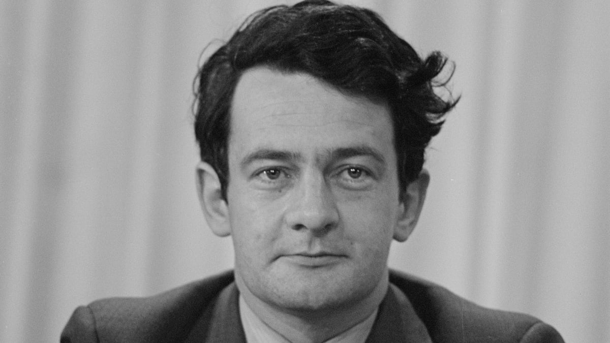 John Downing - Comhfhreagraí Polaitíochta agus Colúnaí leis an Irish Independent.