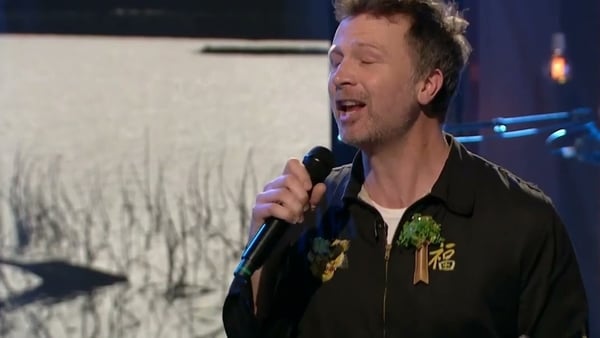 Clannad & Paul Noonan perform In A Lifetime on The Late Late
