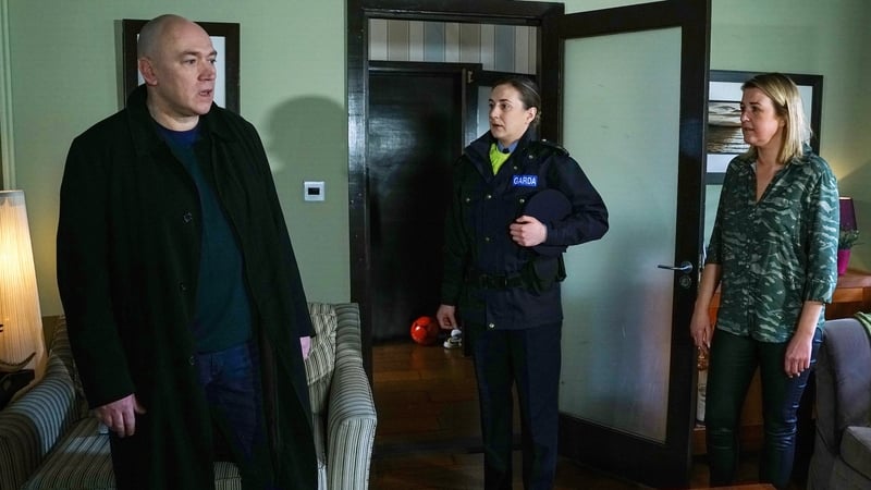 Paul's world comes crashing down when Ruth disappears