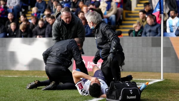 Townsend injured on the Selhurst Park pitch