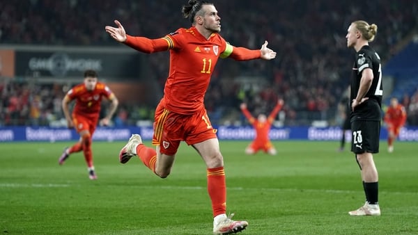 Gareth Bale celebrates