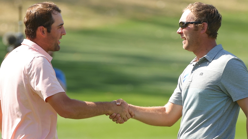 Séamus Power (right) was defeated by Scottie Scheffler in the quarter-finals