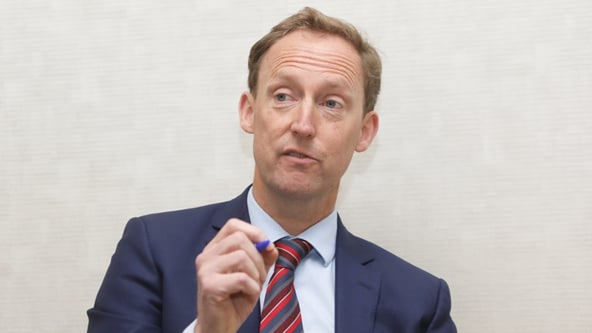 Barry Andrews calls for urgent meeting of FF Parliamentary Party