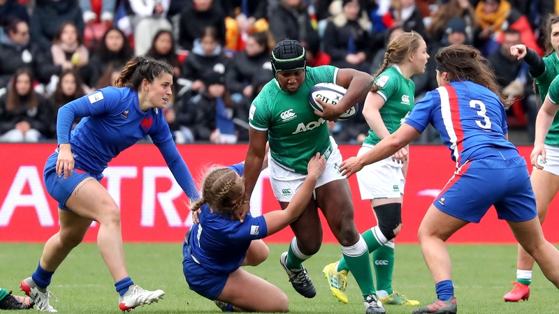 Linda Djougang make a burst