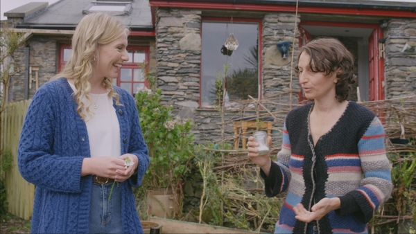 What grows roadside? Faoi Bhláth anocht ar RTÉ ONE