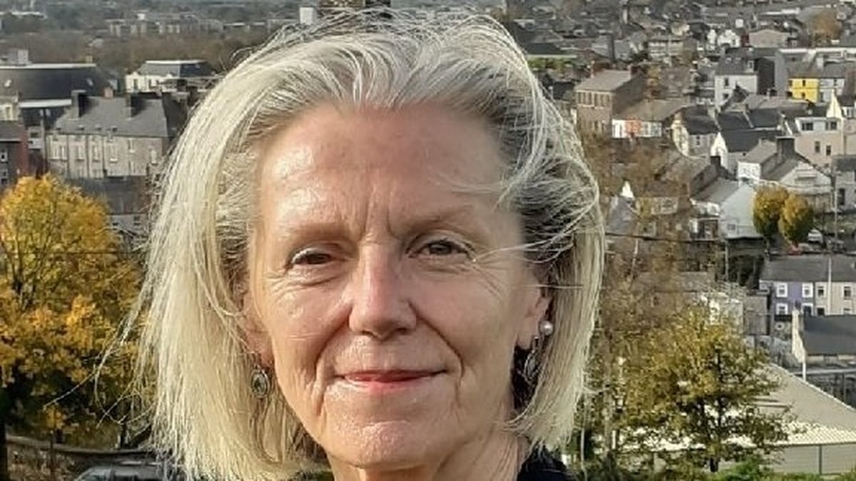 Thackeray on Grattan Hill, by Lourdes Mackey