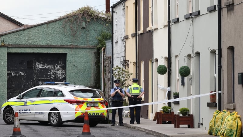 Gardaí outside the home at First Avenue, Seville Place in Dublin in April 2022 (File: RollingNews.ie)