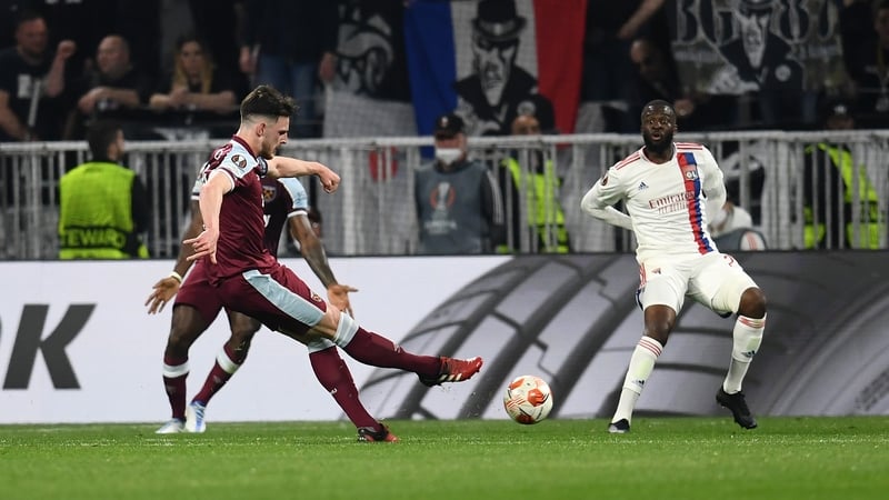 Declan Rice slots home West Ham's second