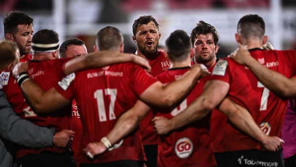 Ulster players gather following their narrow defeat to the French and European champions