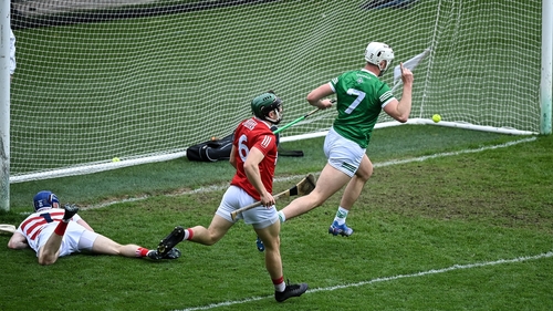 "What did Gearóid Hegarty do to get the freedom of Páirc Uí Chaoimh?"