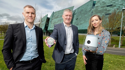 Tim Jones, CEO, SymPhysis Medical, Colin Henehan, HBAN MedTech Syndicate, and Dr Michelle Tierney, SymPhysis Medical