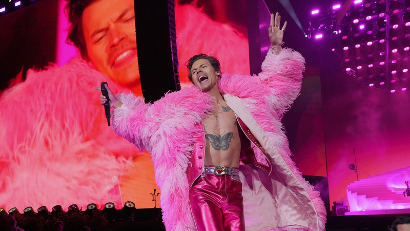 Celeb and street style from Coachella 2022.