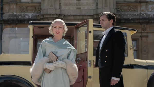Laura Haddock and Michael Fry in Downton Abbey: A New Era
