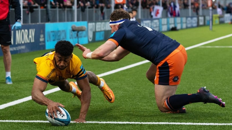 Robert Baloucoune gets over for an Ulster try
