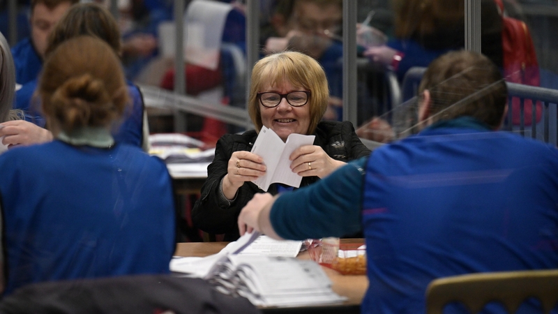 Ionad comhairimh Bhéal Feirste