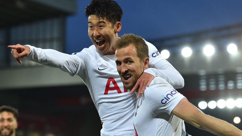 Harry Kane (R) combined with Ryan Sessegnon to set up Son Heung-Min's opener