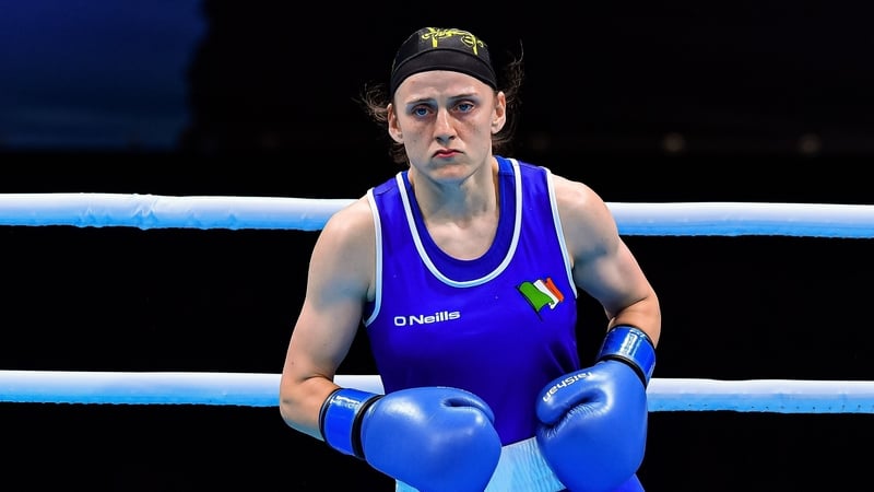 Michaela Walsh has booked a quarter-final spot in Women's World Championships