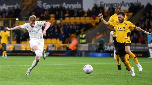 Kevin De Bruyne scores their side's fourth goal