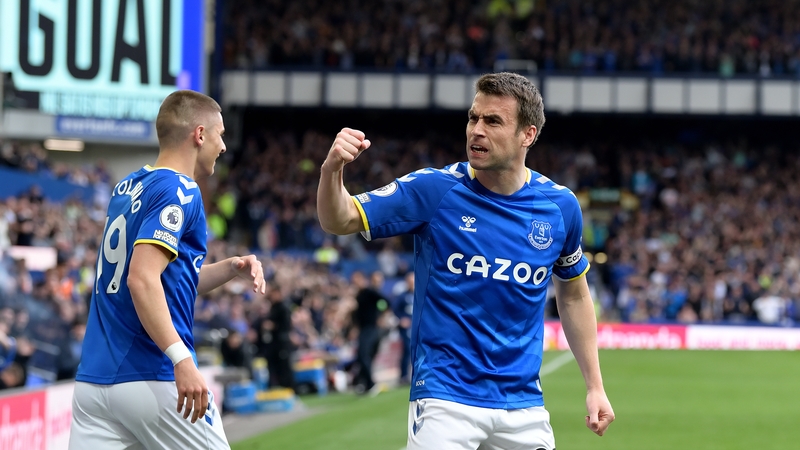 Everton are not for sale, according to majority shareholder Farhad Moshiri