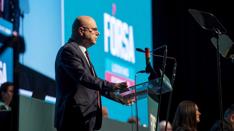 Forsa General Secretary Kevin Callinan addresses delegates in Killarney, Co Kerry