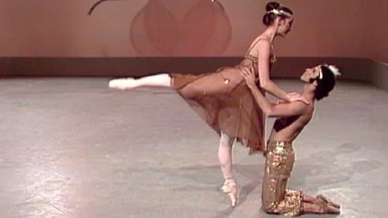 Babil Gandara and Kathleen McInerney, both members of the Irish Ballet Company, perform the parts o…