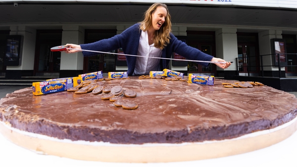 Bake Off champion unveils world's largest Jaffa Cake