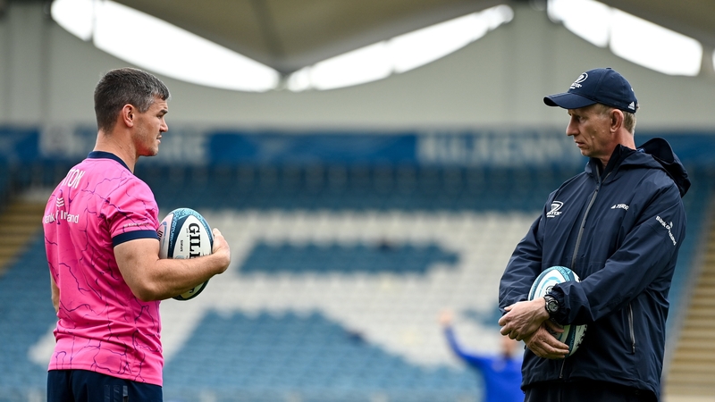Johnny Sexton returns from injury to take his place on the bench