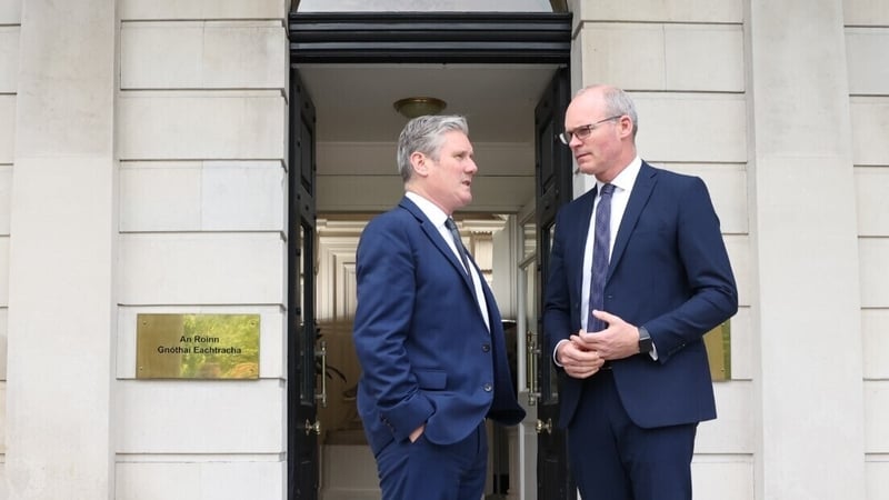 Simon Coveney (right) meeting Keir Starmer in Dublin today