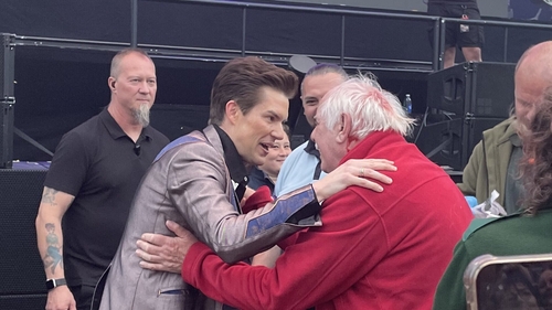 Brandon Flowers meets "Billy" at The Killers' gig on Saturday. Picture: @softestbandito/Twitter