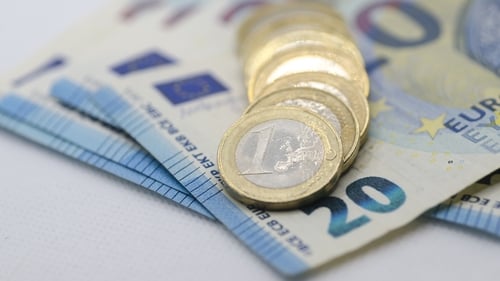 Pay related benefit would mean that workers who lose their jobs would get a higher rate of Social Protection payments.