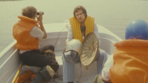 RTÉ reporter Seán Ó Héalaí, River Foyle (1977)