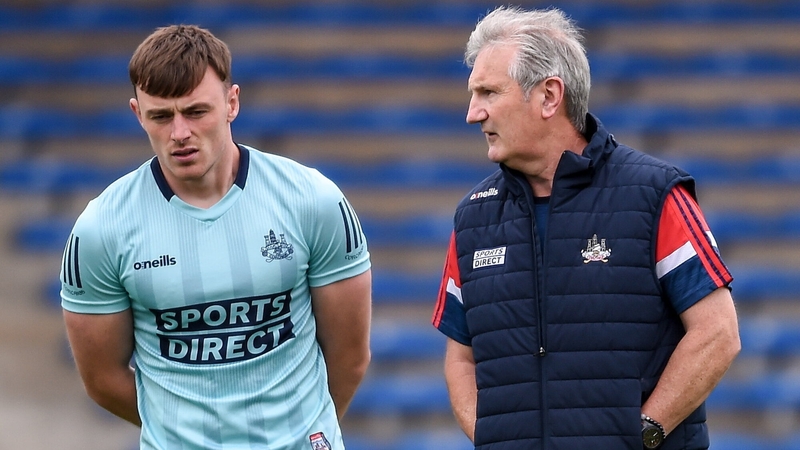 Kingston managed the Rebels on two occasions.