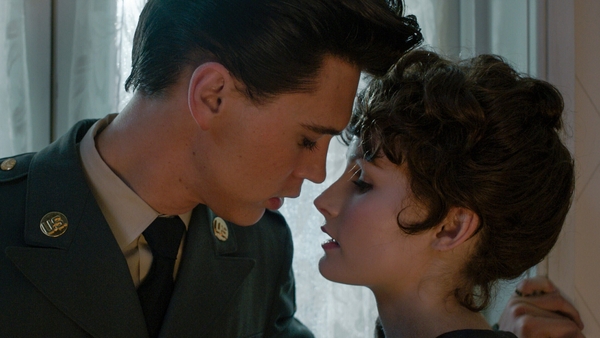 Austin Butler as Elvis and Olivia DeJonge as Priscilla