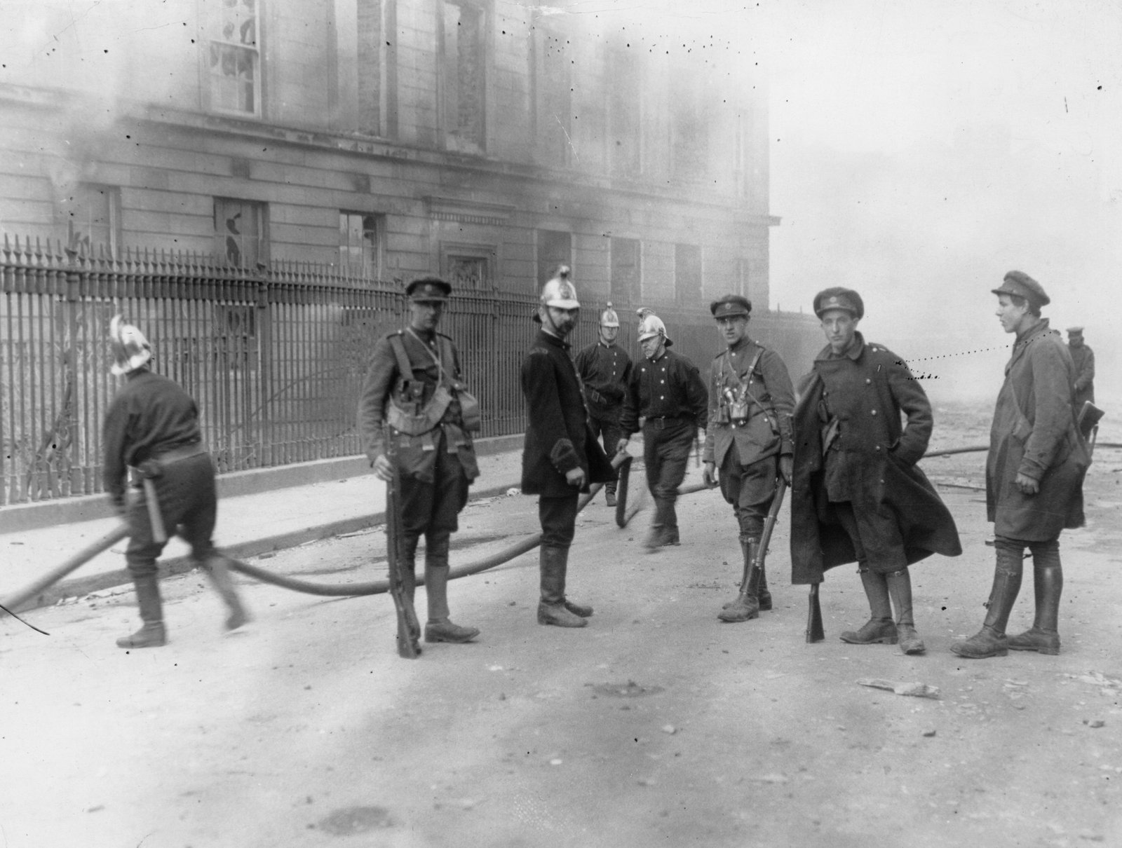 Firemen on the scene of the Four Courts. The fire in the Public Records Office destroyed many priceless documents. Photo: Topical Press Agency/Getty Images