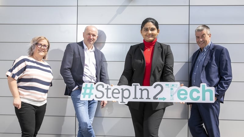 Maggie Zielinska, StepIn2Tech participant; James O'Connor, Microsoft Ireland Site Lead and Vice President of Microsoft International Operations; Sruthi Ravali, StepIn2Tech participant and Peter Davitt, CEO of FIT